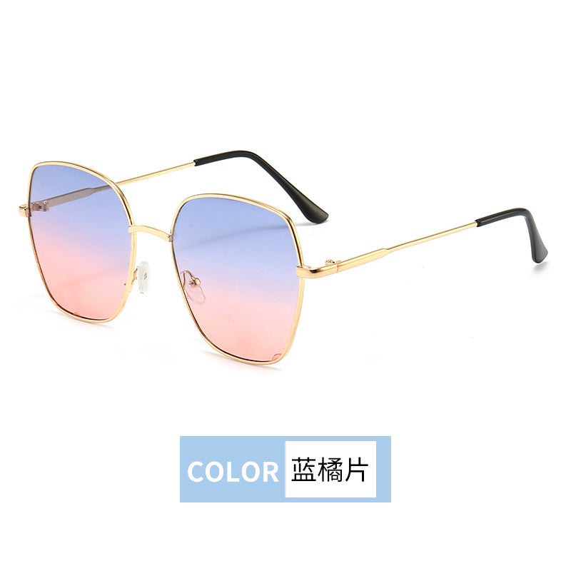 Wholesale Sunglasses Women's High-end Face Small Fashion UV-resistant Sunglasses Gradient Large Frame Metal Sunglasses